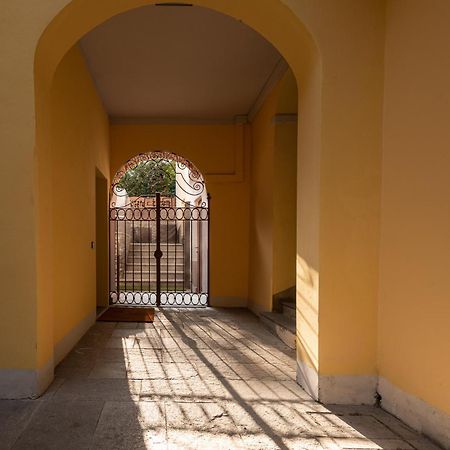 Appartamento Tivano In Centro Storico 科莫 外观 照片